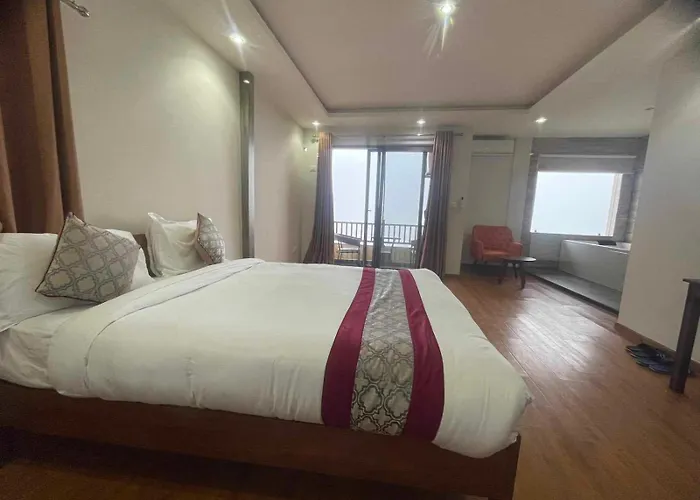 Indrasthan Himalaya Hotel 2*